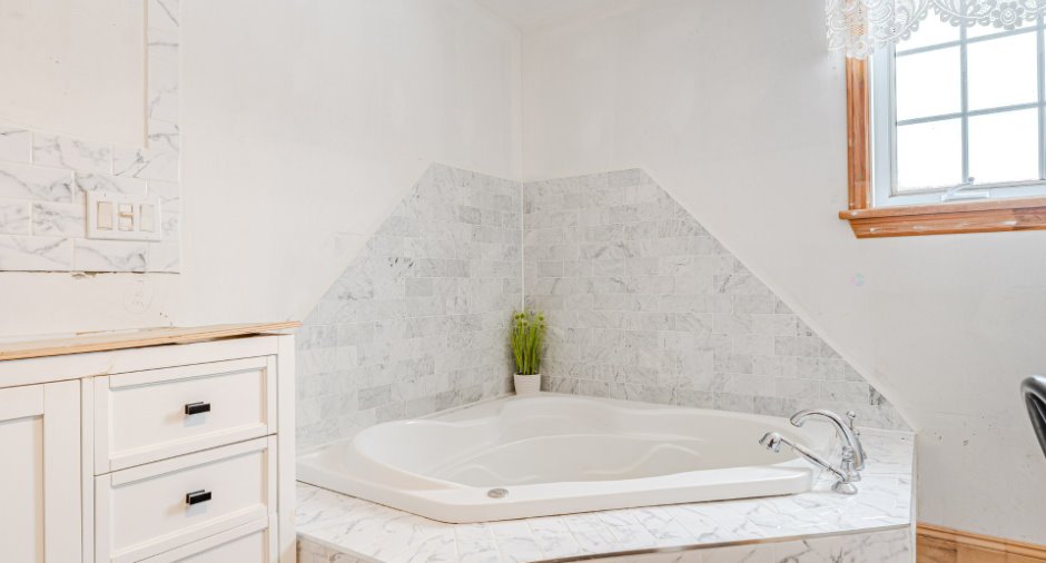 Ensuite bathroom