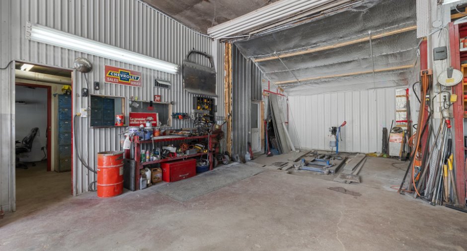 Garage
