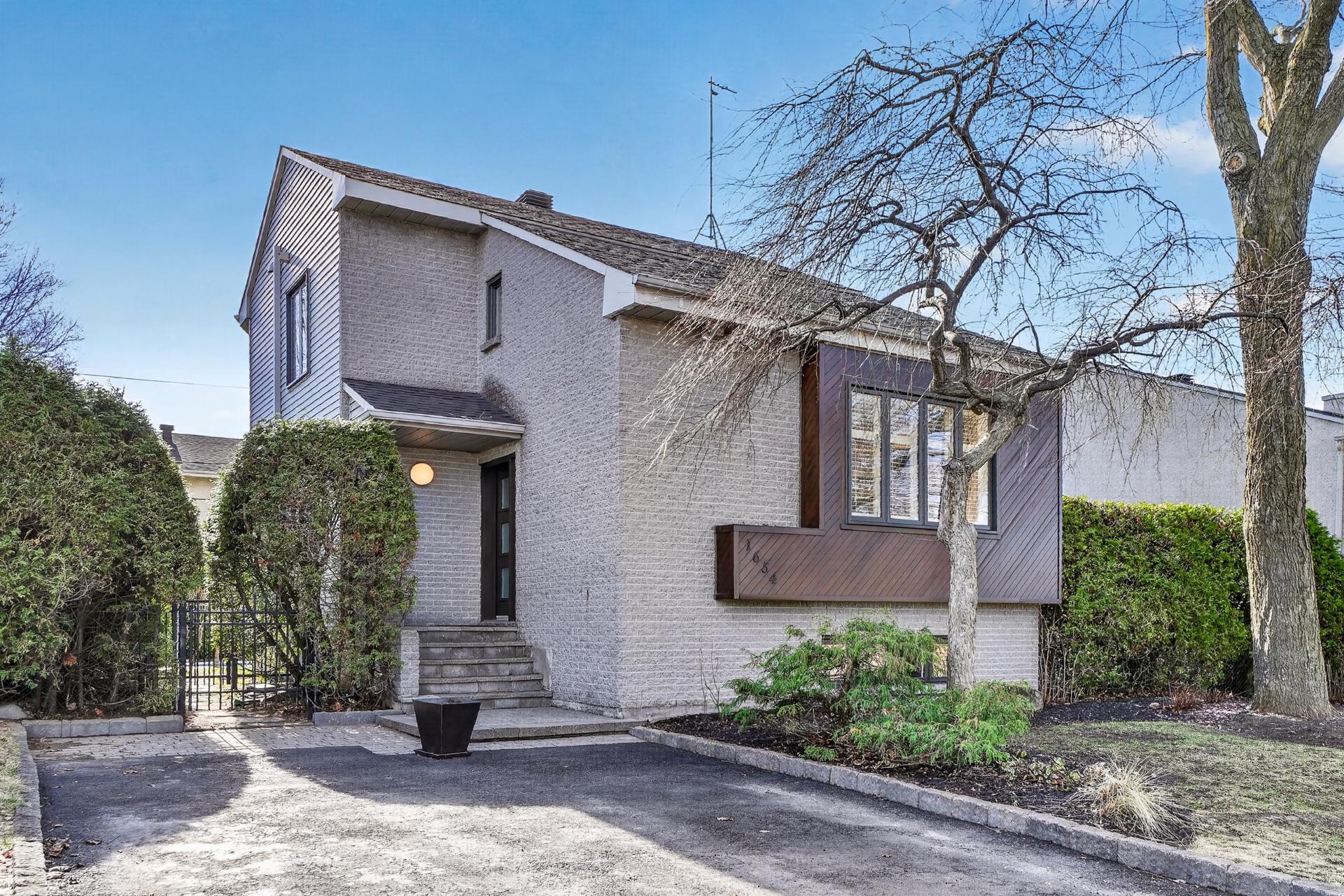 Maison à étages à vendre, Boisbriand