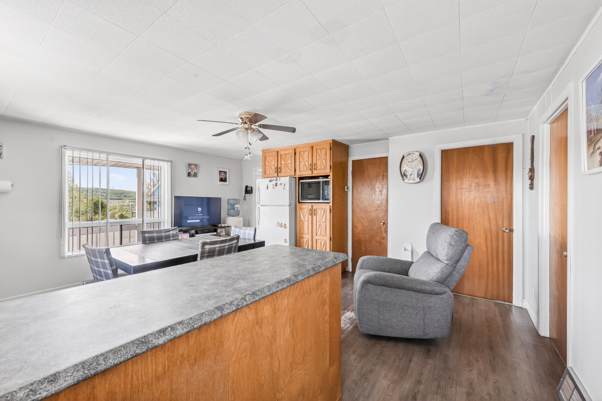 3583 Av. Royale — photo 2