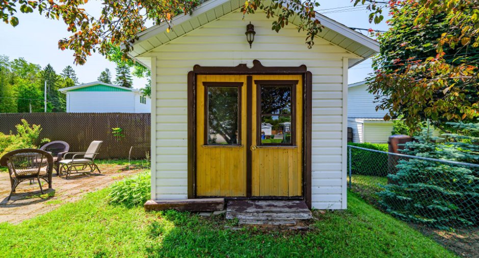 Shed