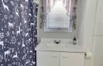 Ensuite bathroom