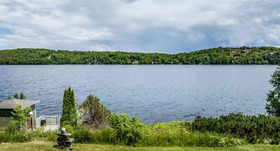 Vue sur l'eau