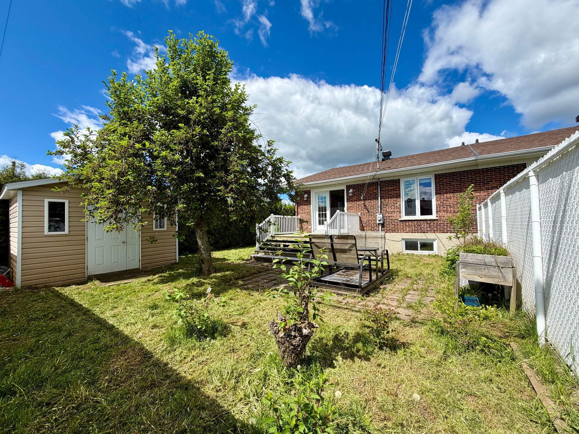 2675 Rue St-Hubert — photo 2
