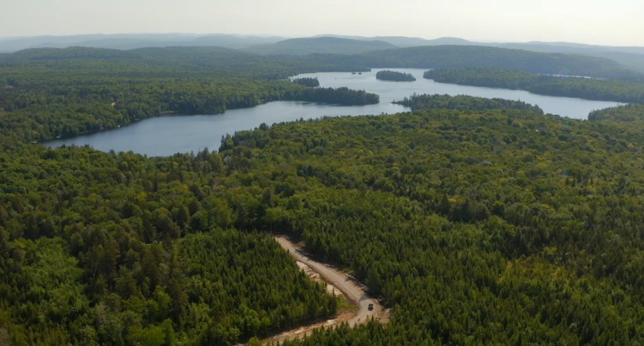 Vue sur l'eau