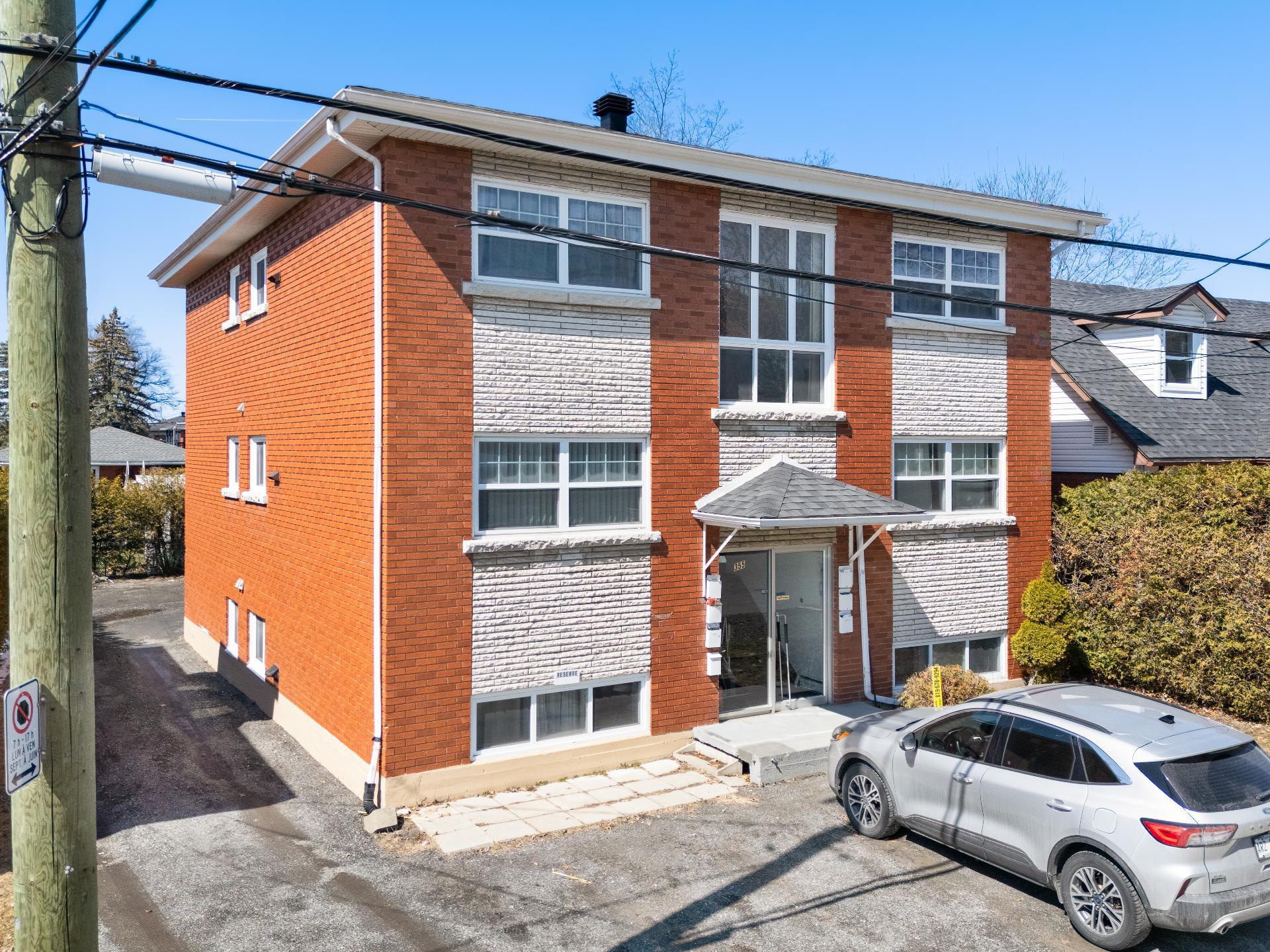 Propriété à revenus à vendre, Sherbrooke