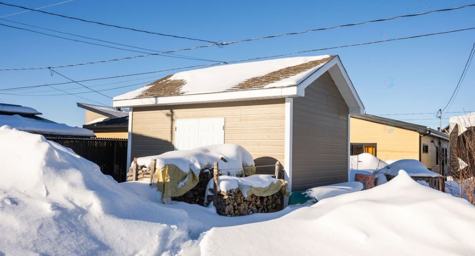 Shed