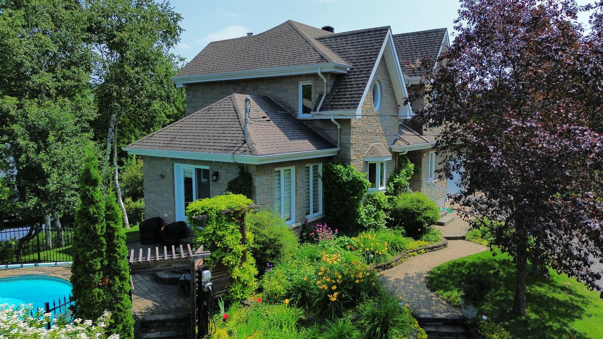 2341 Ch. de la Montagne — photo 2