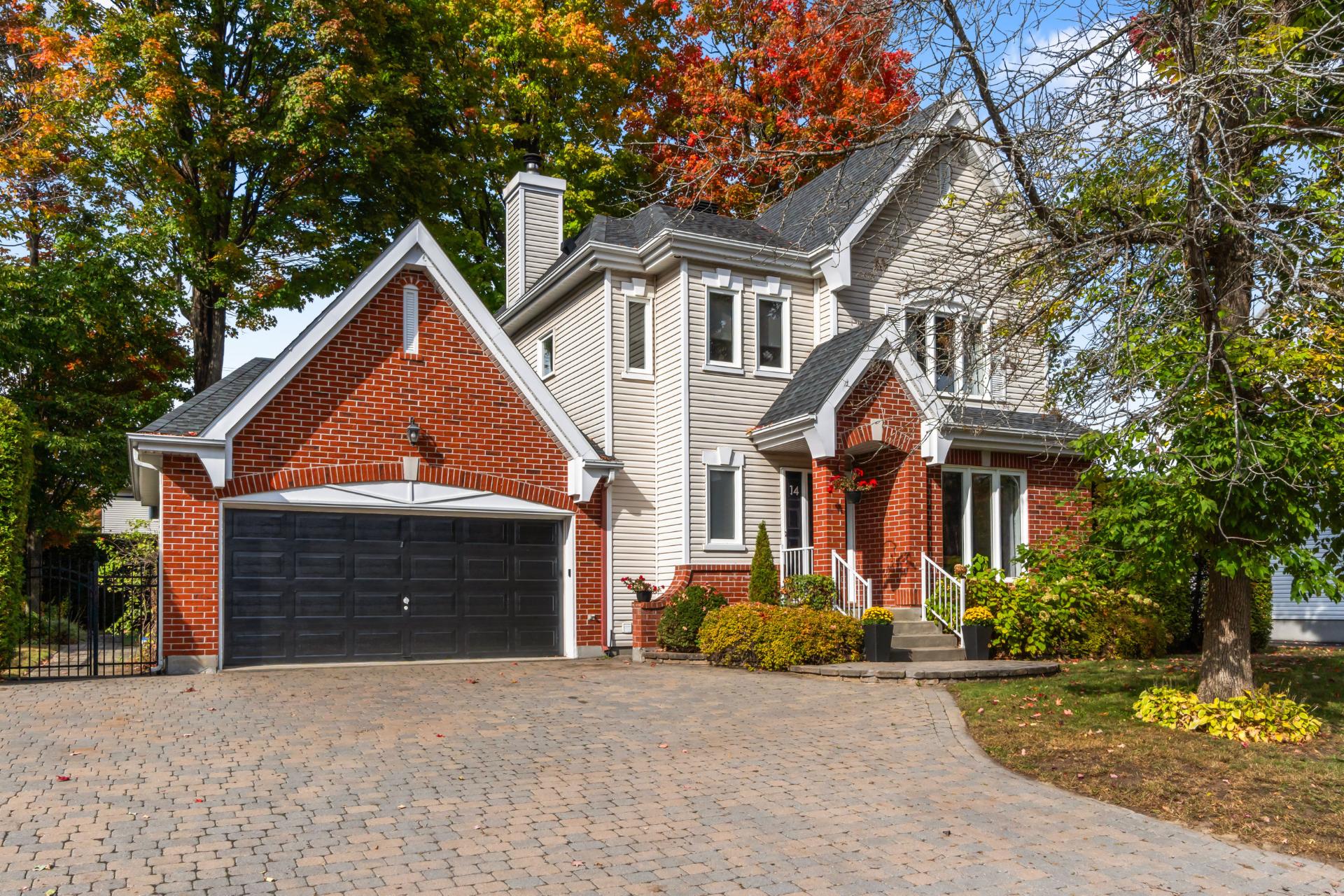 Maison à étages à vendre, Blainville