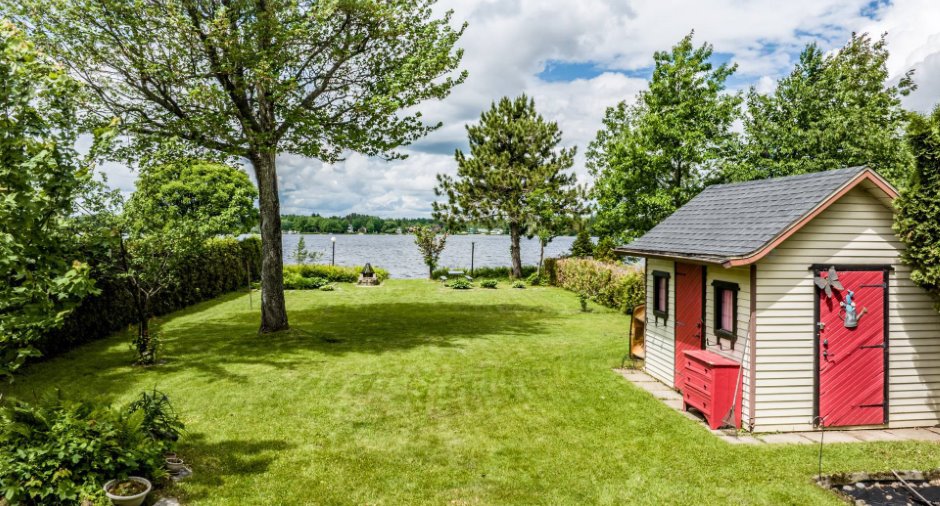 Shed