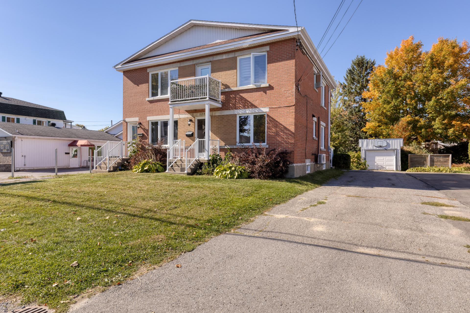 Duplex à vendre, Notre-Dame-des-Prairies