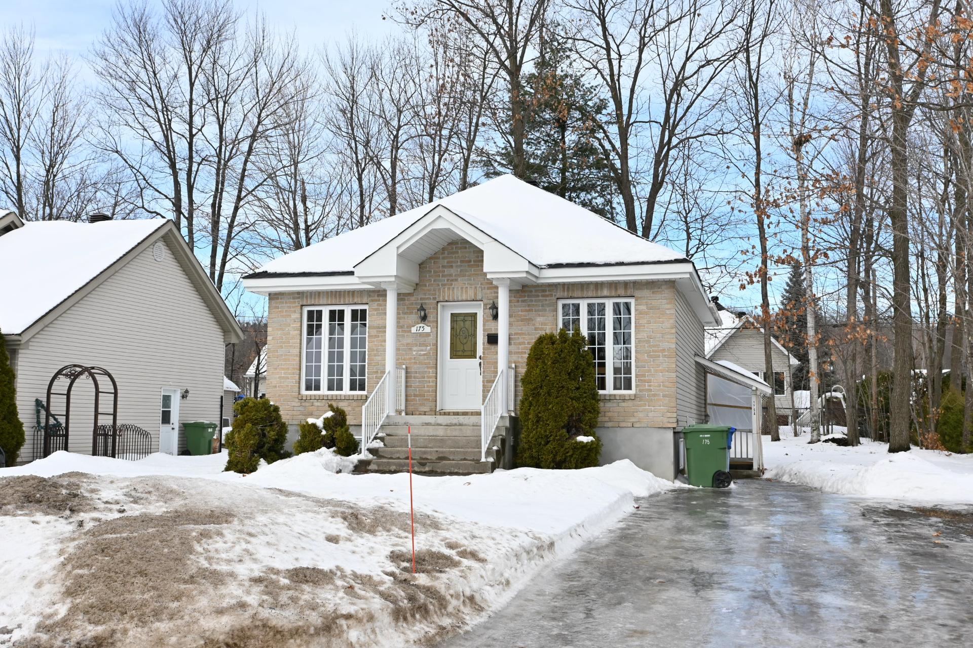 Bungalow for sale, Saint-Jérôme