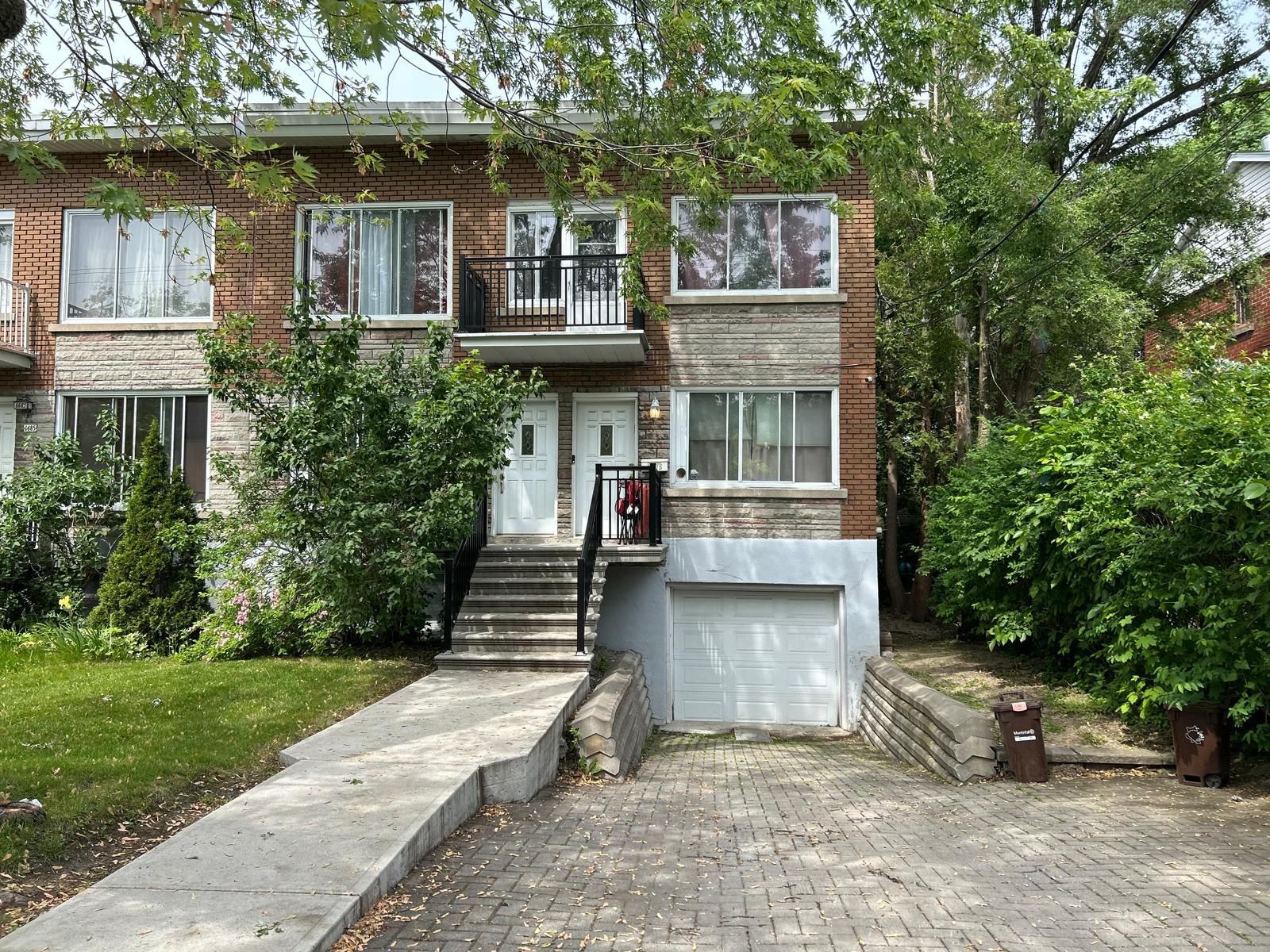 6677 Av. MacDonald — photo 1