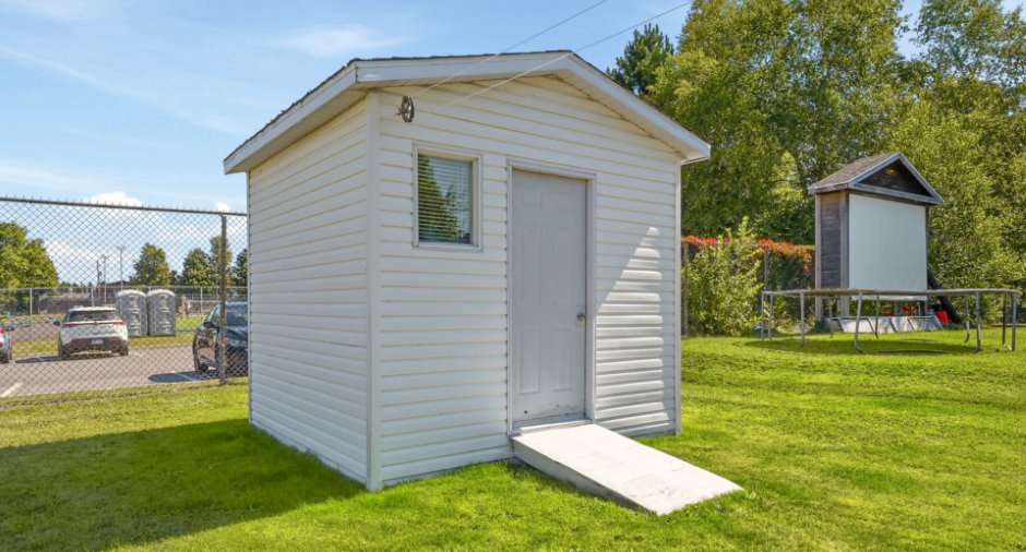 Shed