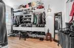 Walk-in closet