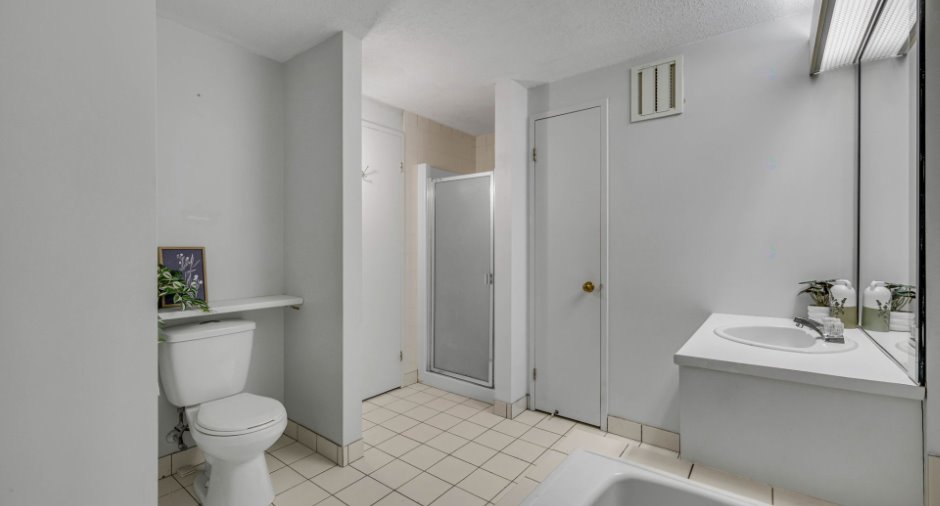 Salle de bains attenante à la CCP
