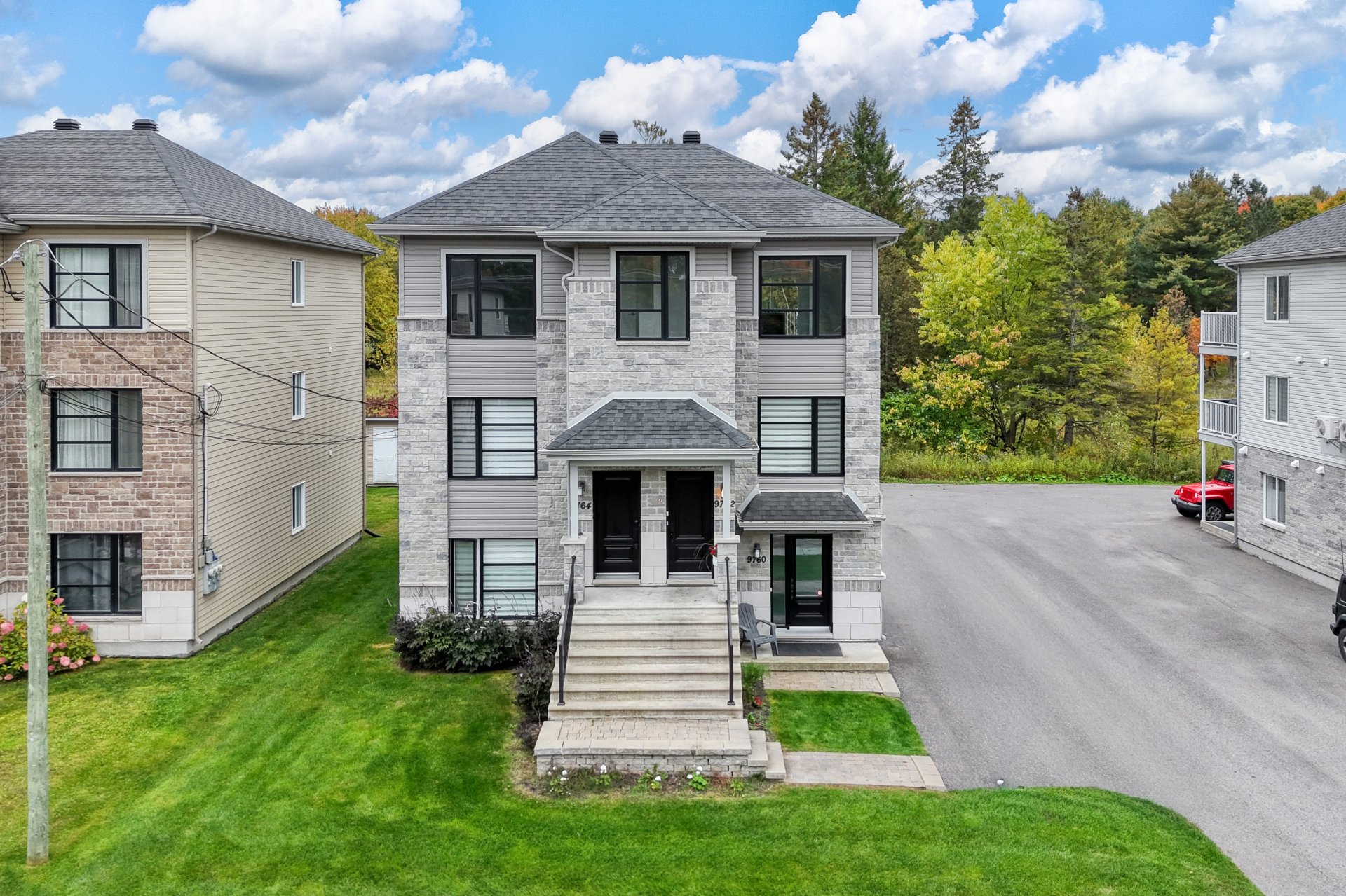 9764 Rue Henri-Piché — photo 1