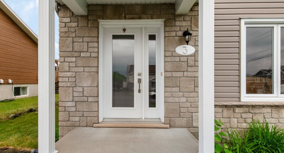 Entrée extérieure