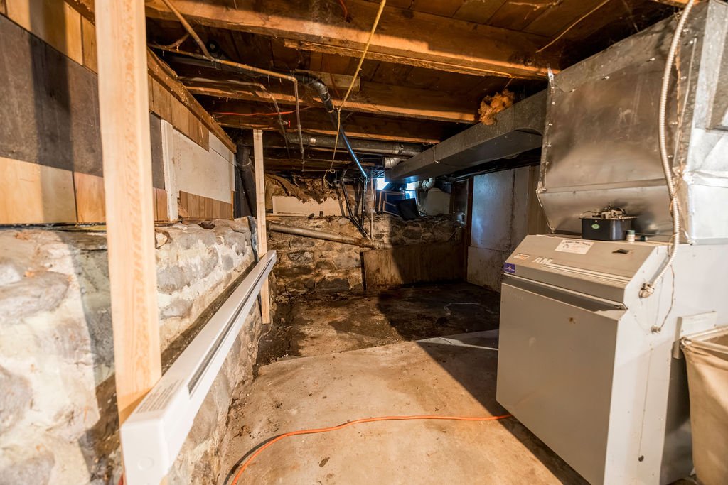 Cave/ chambre froide
