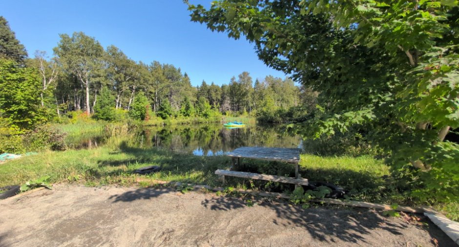 Vue sur l'eau