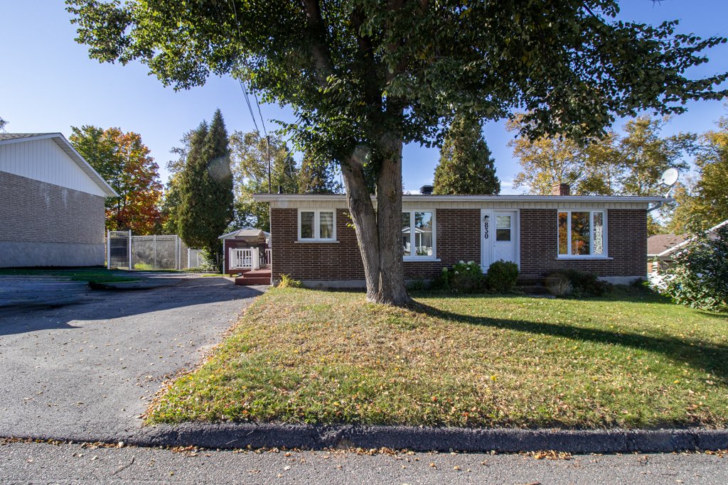 830 Av. de La Rochelle — photo 1