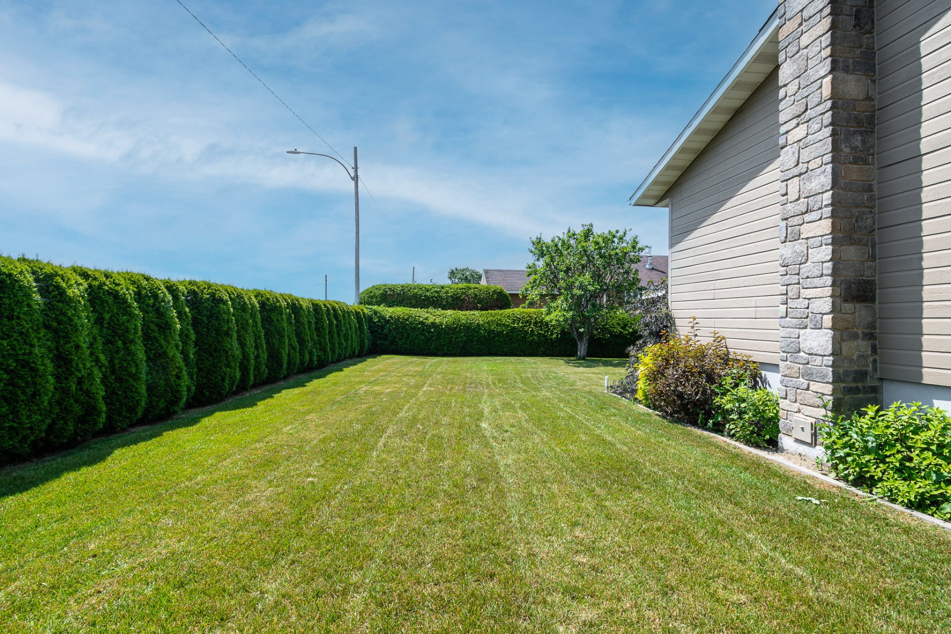 31 7e Avenue — photo 2