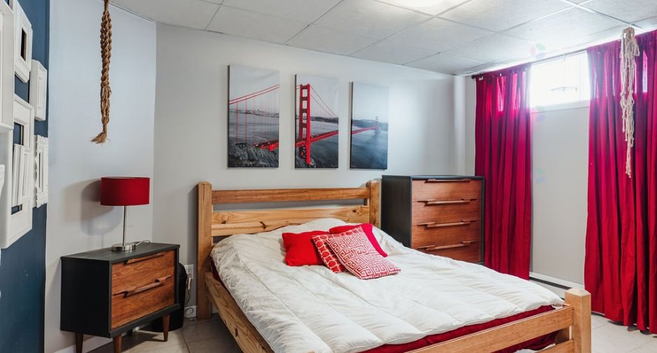 Bedroom