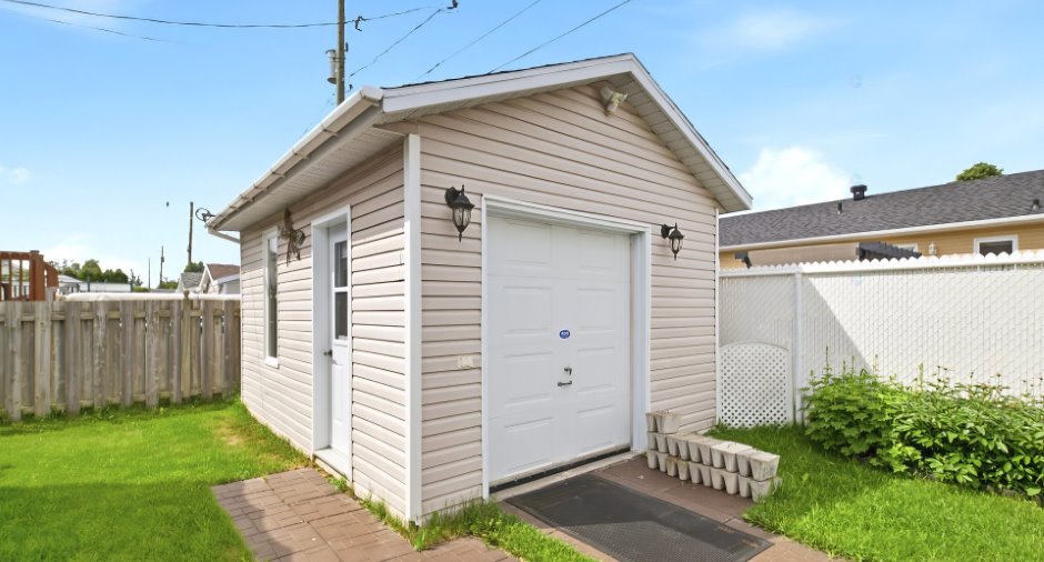 Shed