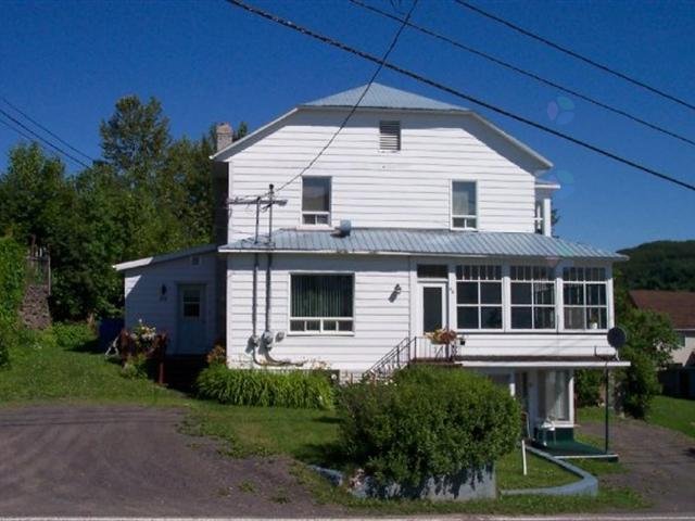 80-84 Rue St-Jean-Baptiste — photo 1