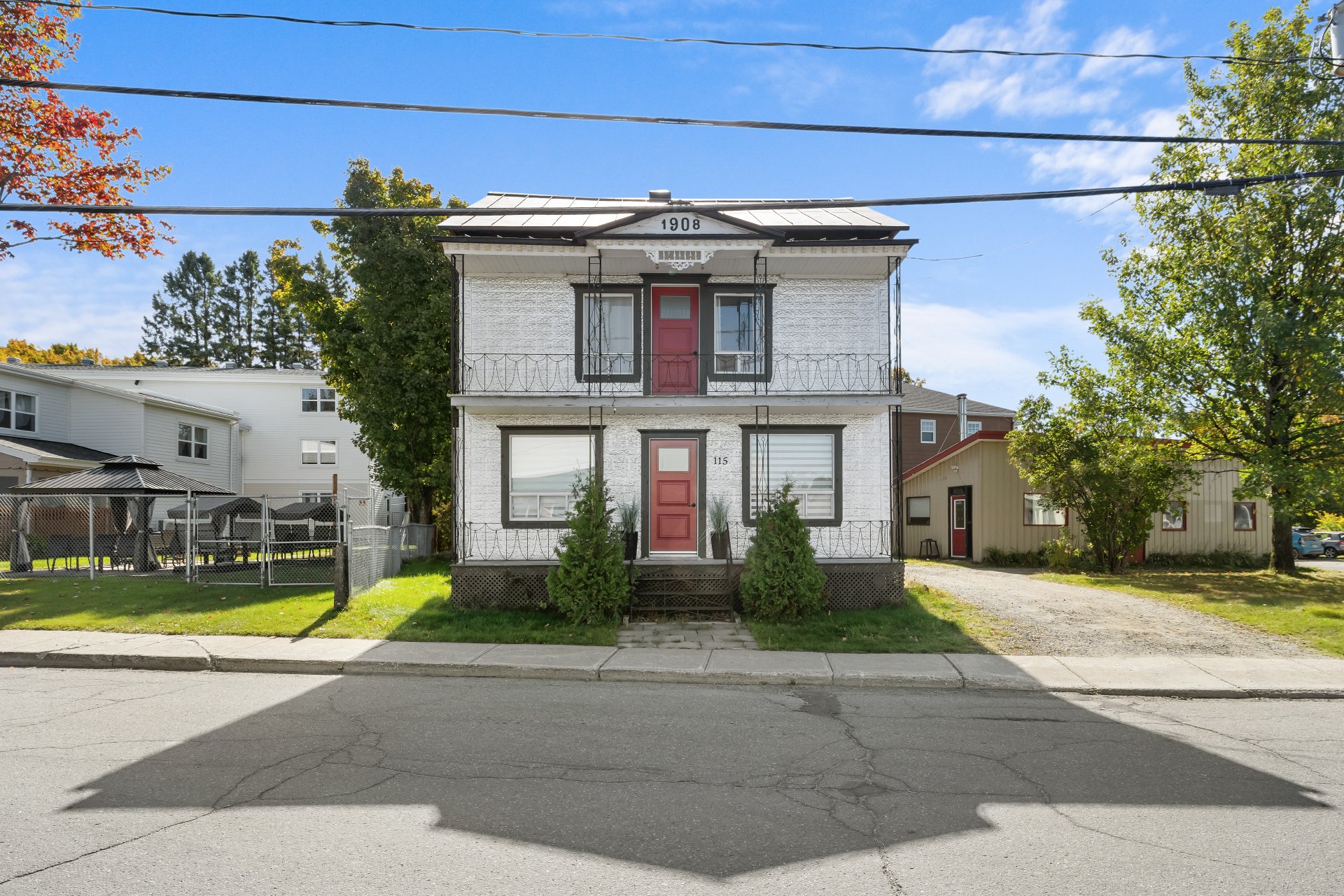 115-115B Rue Principale — photo 1