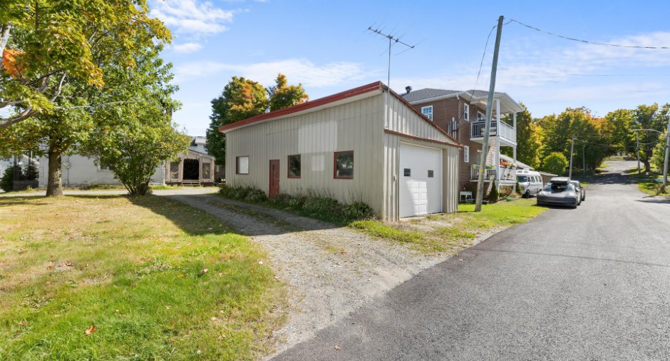 Garage