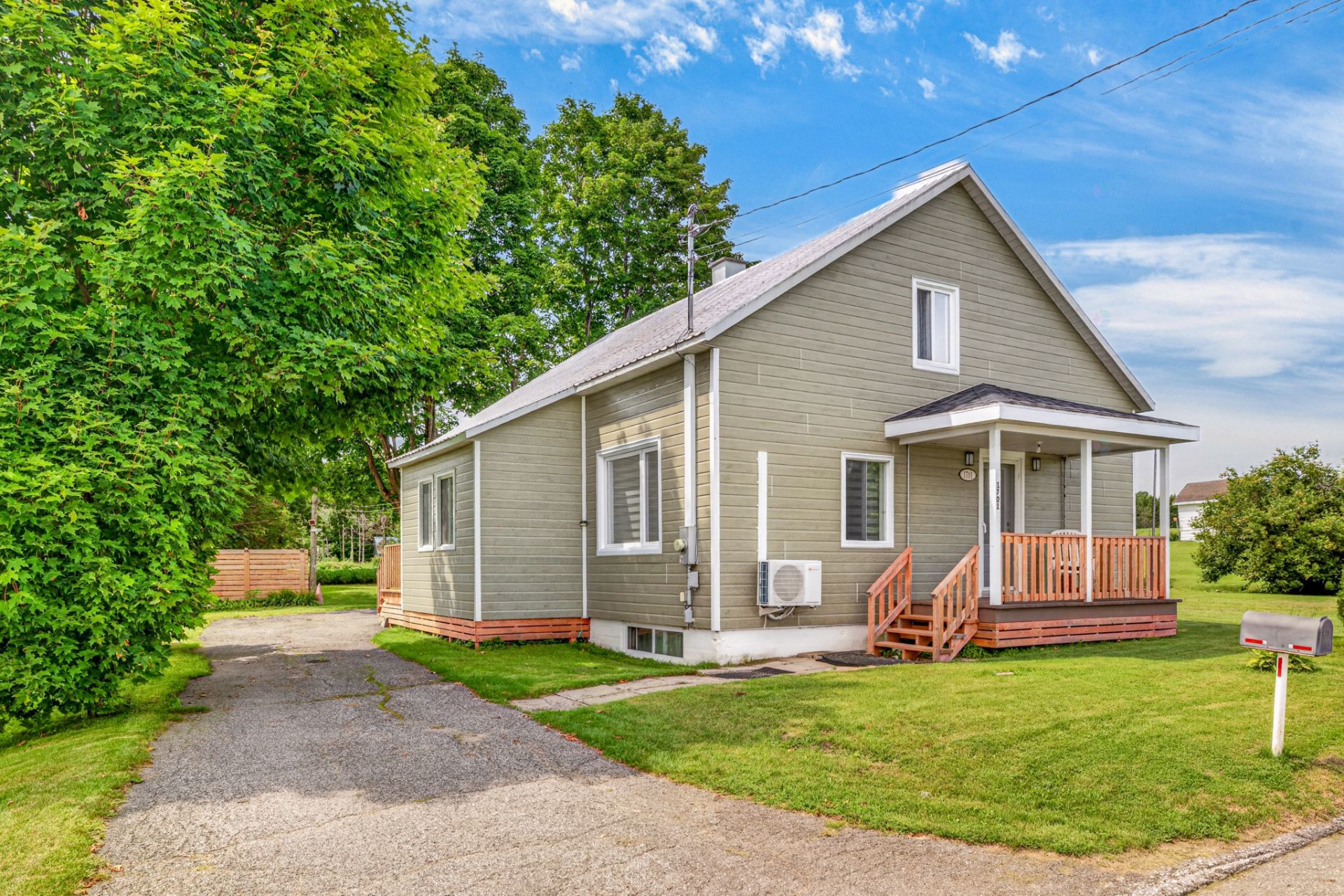 1701 Route St-Paul — photo 1