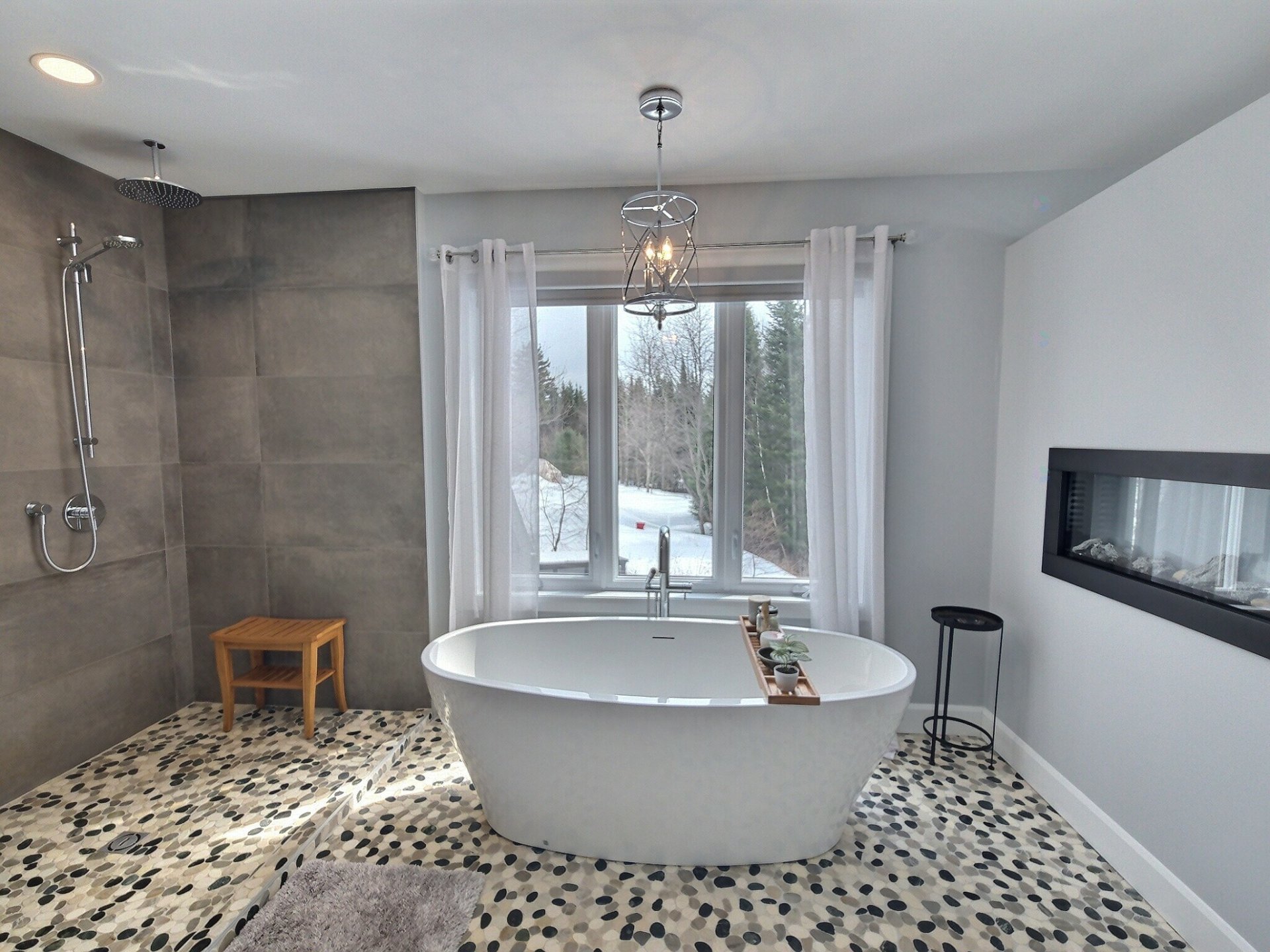 Salle de bains attenante à la CCP