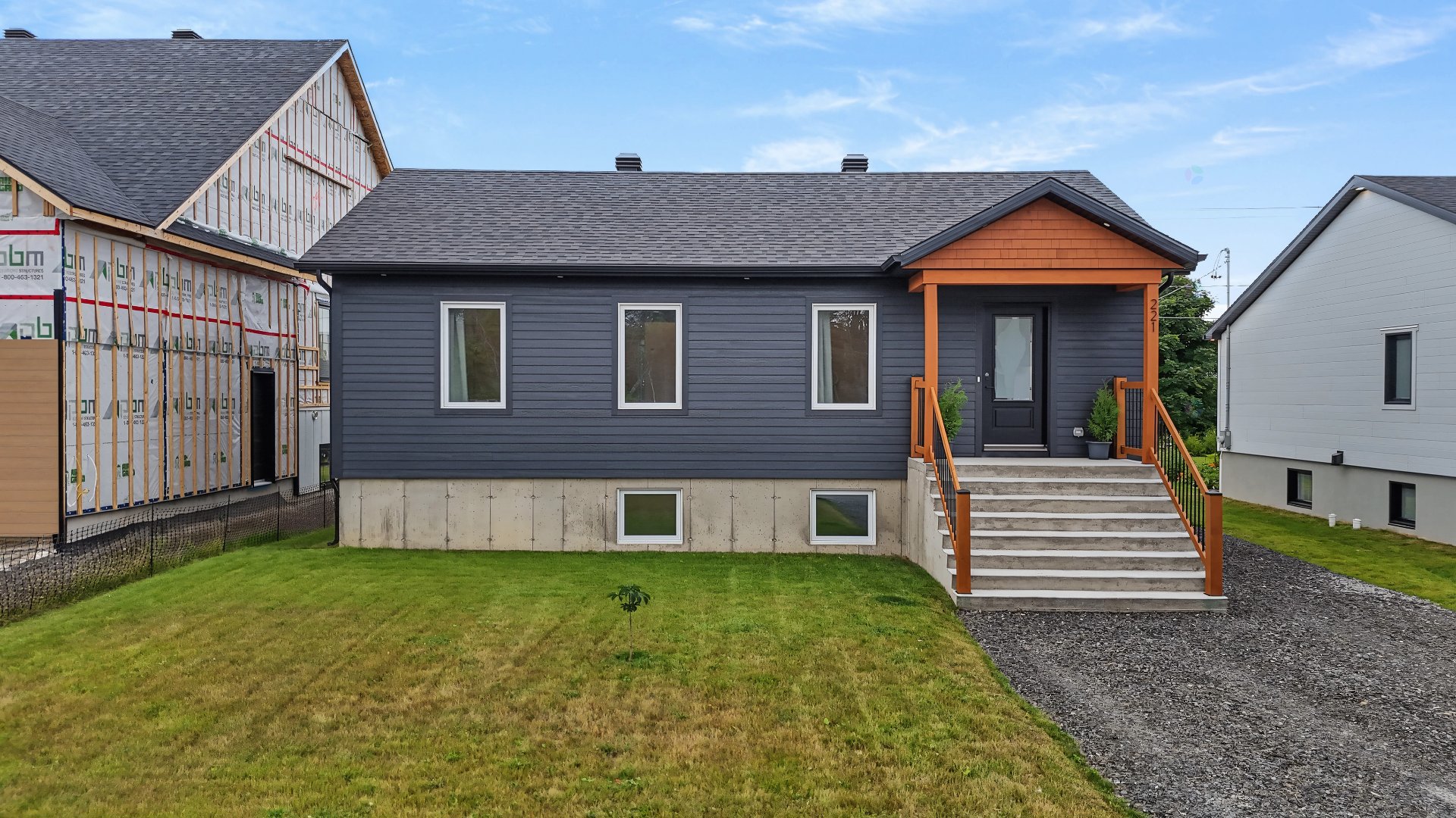 221 Rue du Sieur — photo 1