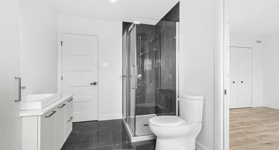 Salle de bains attenante à la CCP