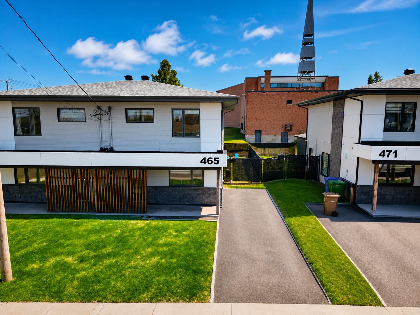 465 Av. Emile-Grouard — photo 1
