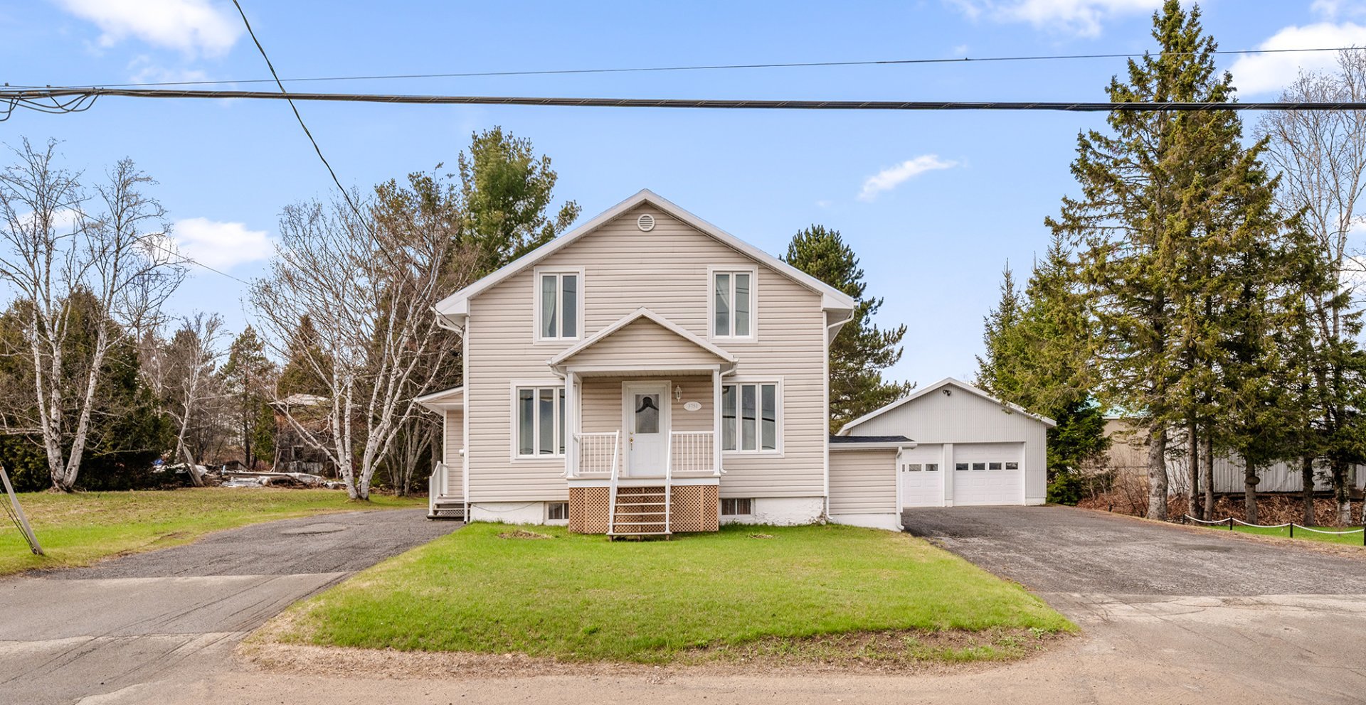 3751 Av. Royale — photo 1