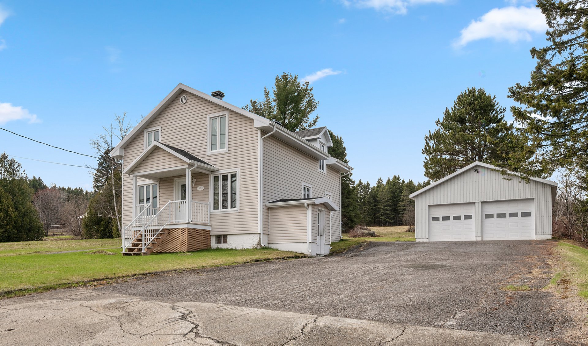 3751 Av. Royale — photo 2