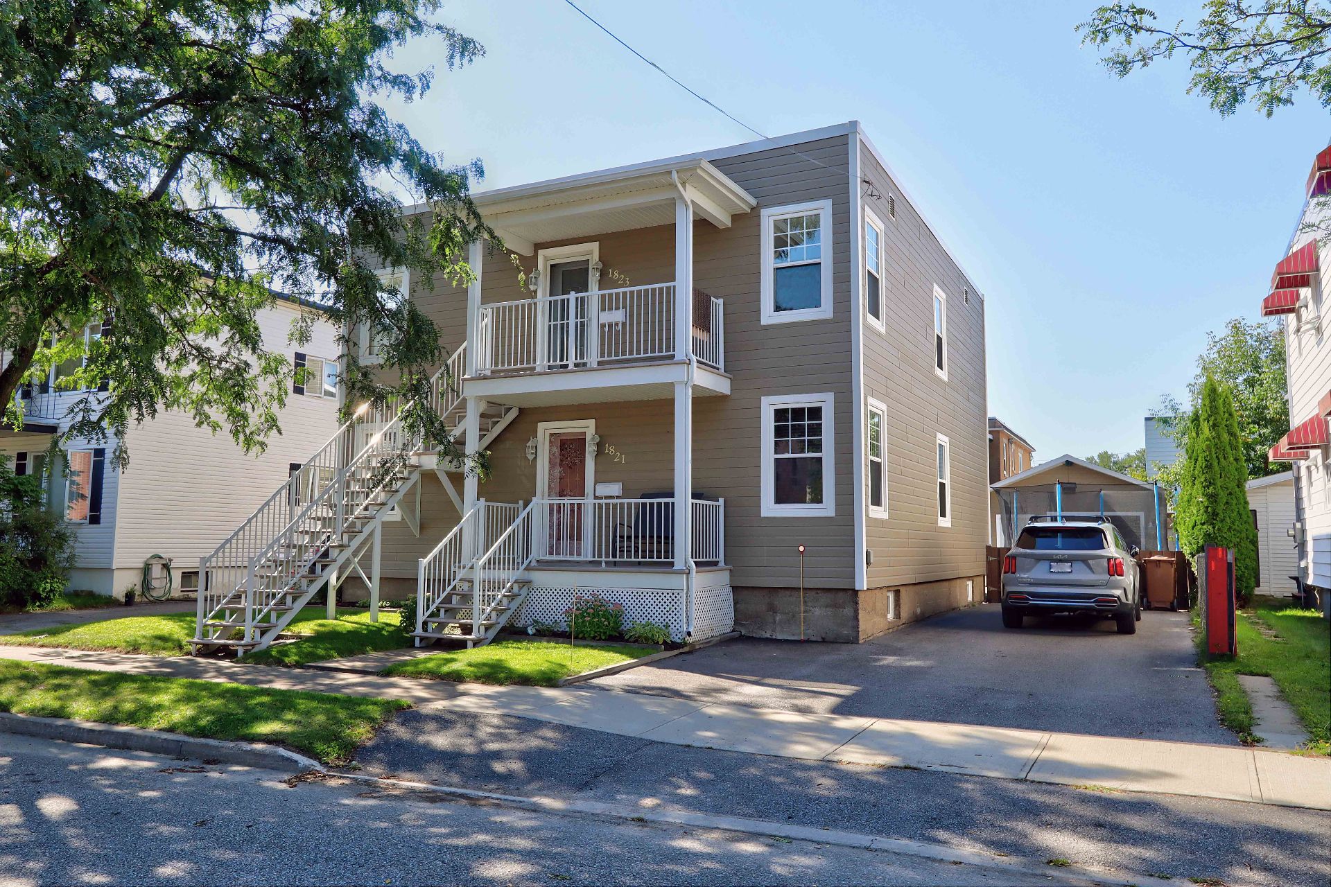 1821 Rue Dumoulin — photo 1