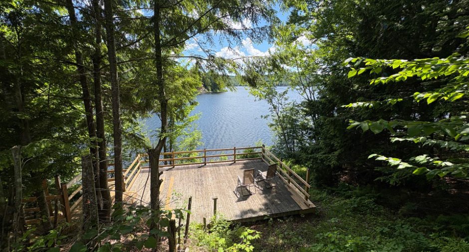 Vue sur l'eau
