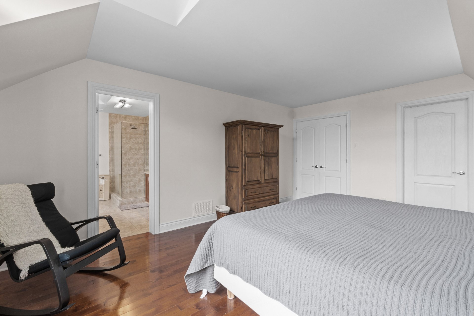Chambre à coucher principale