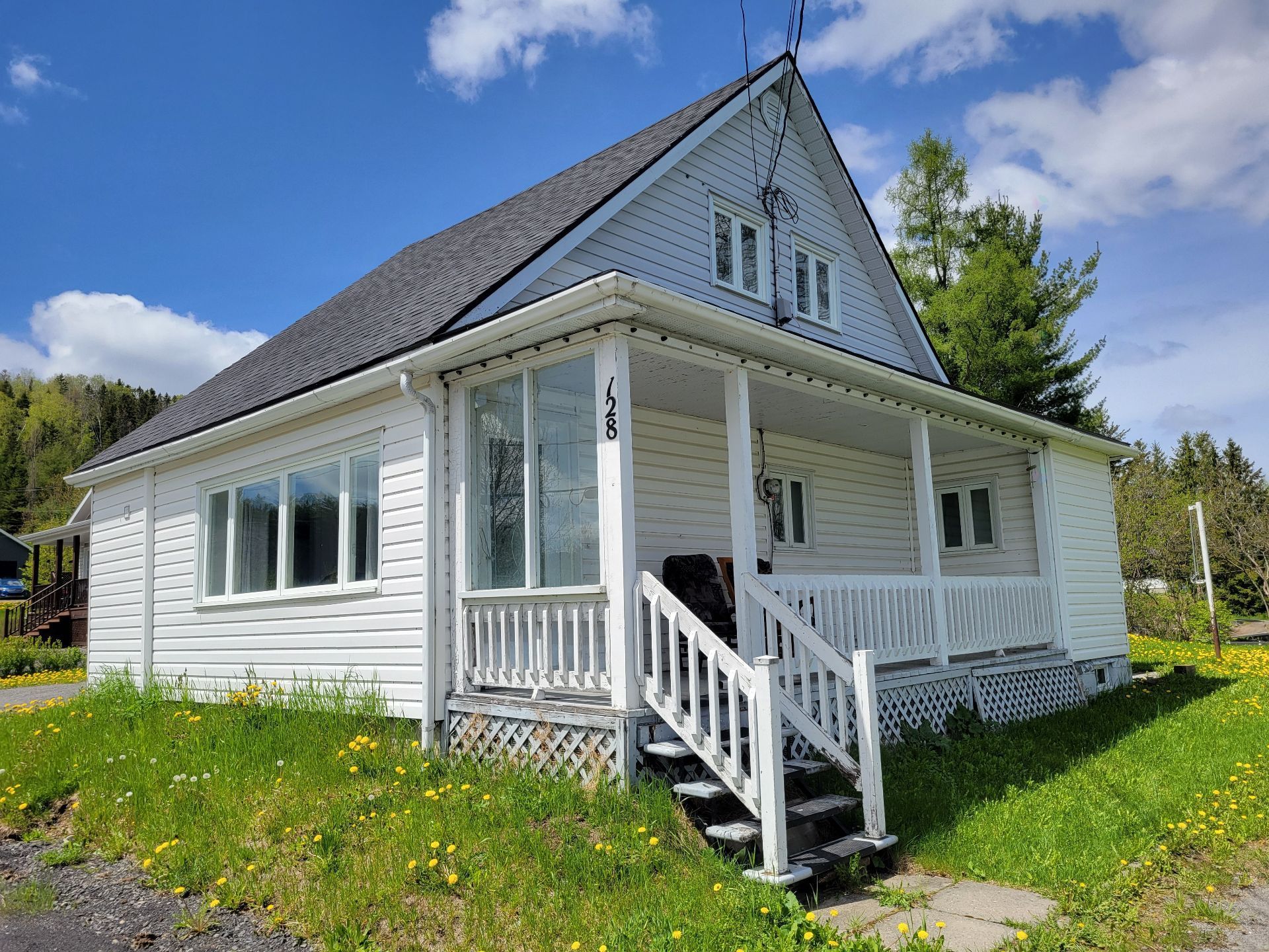 128 Rue St-Pierre — photo 1