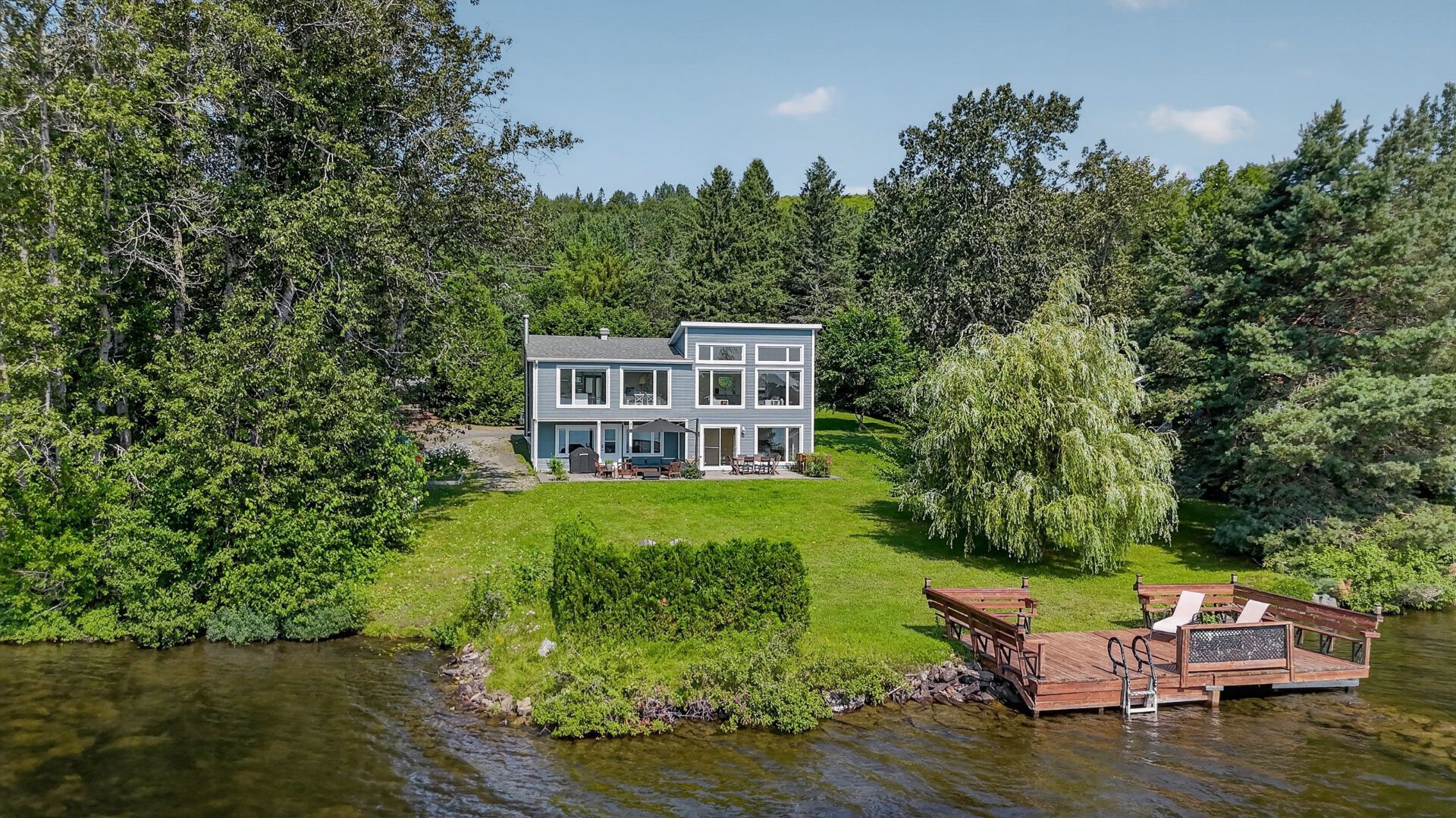 147 Ch. du Lac-Noir N. — photo 1
