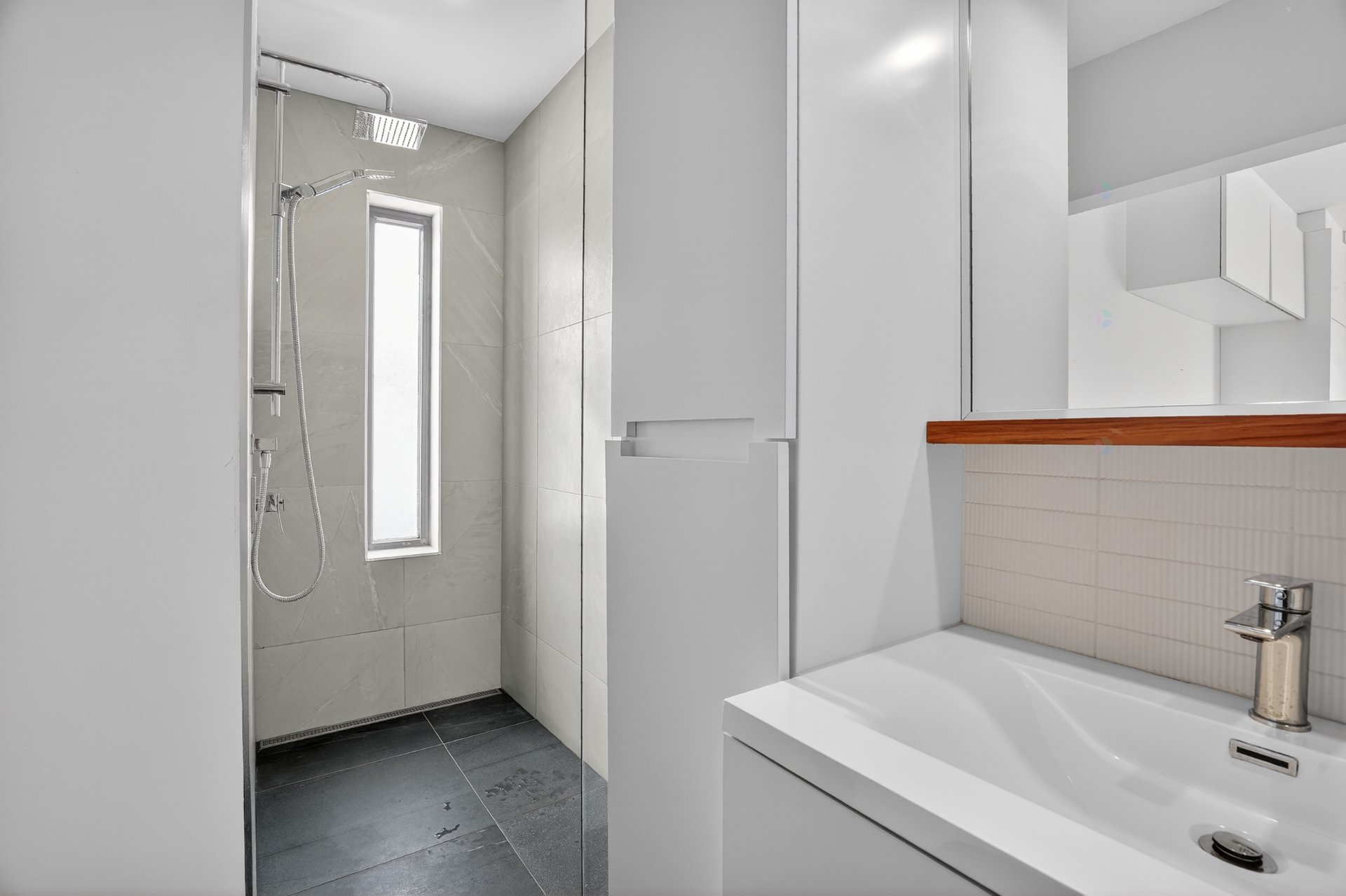 Ensuite bathroom