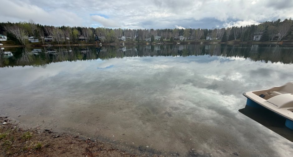 Vue sur l'eau