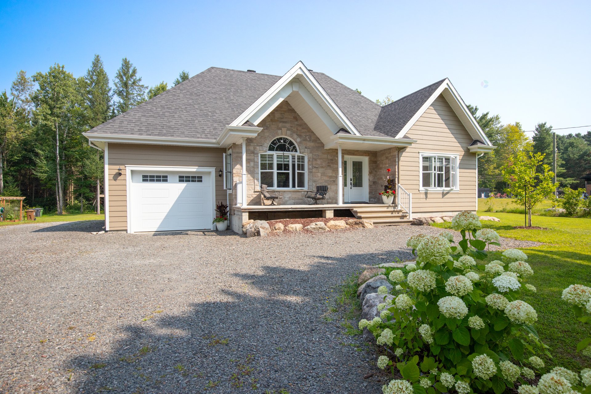 470 Ch. Gérard-Désilets — photo 1