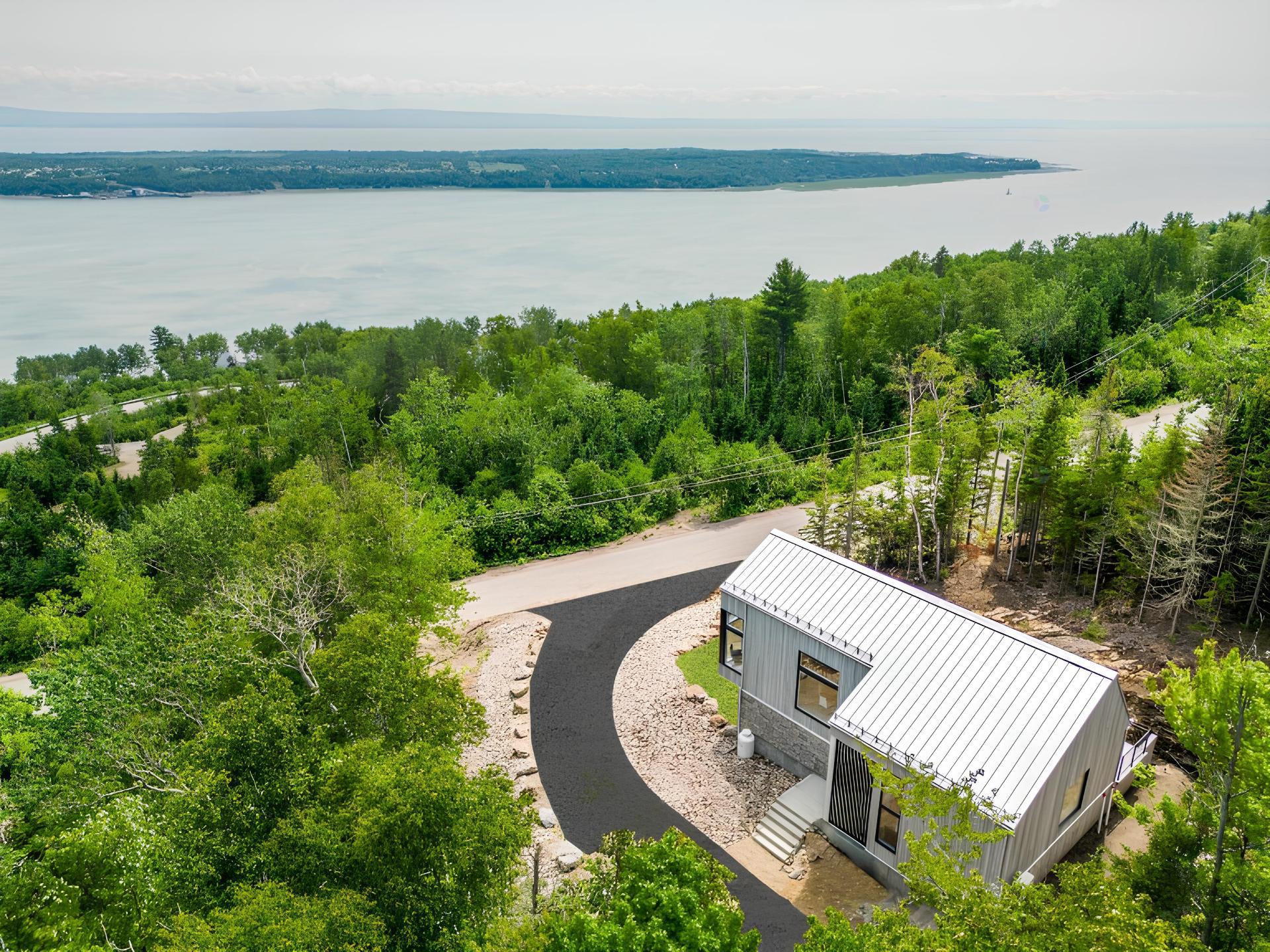 227 Ch. du Domaine-Charlevoix — photo 1