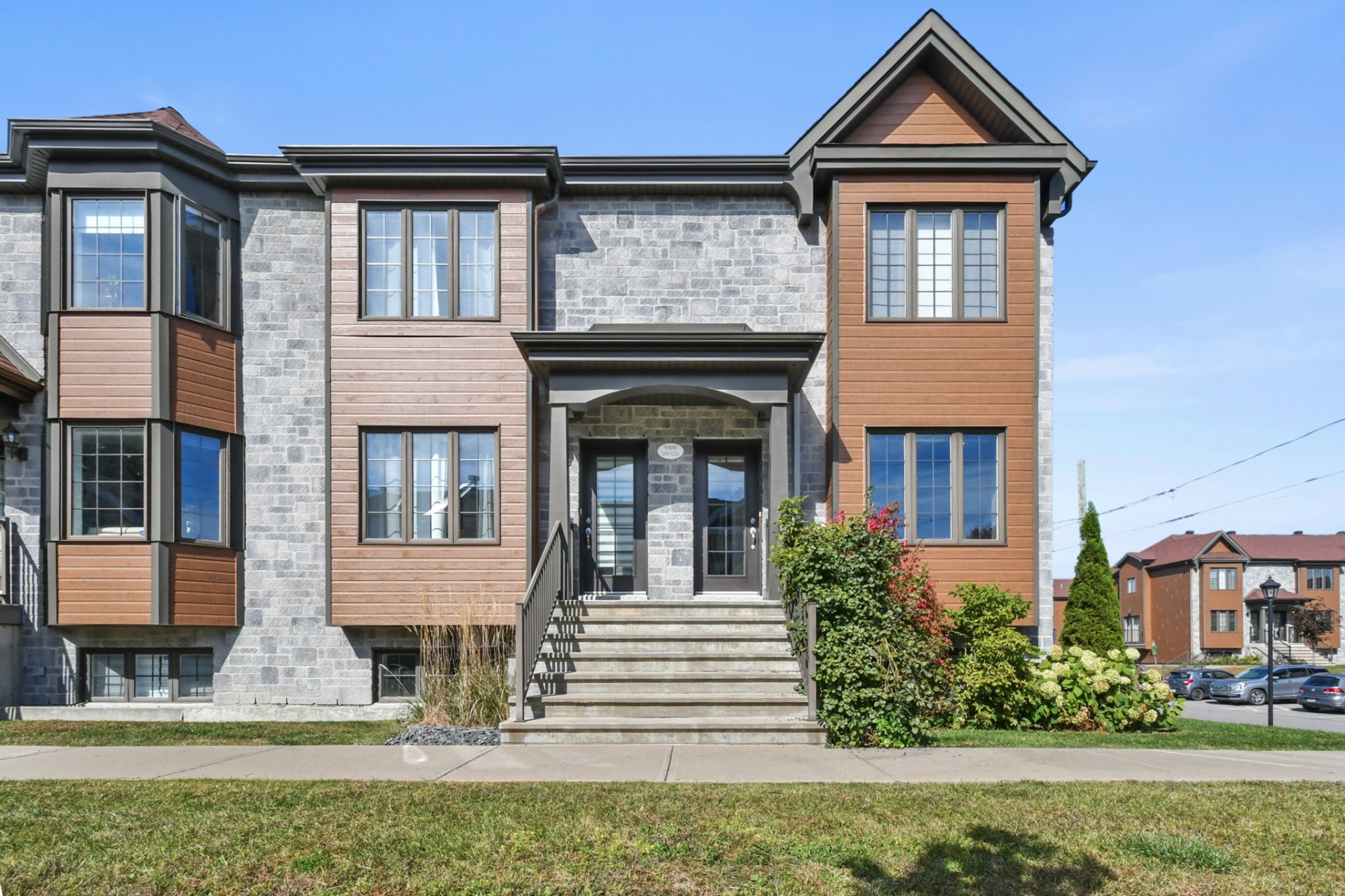 9400 Rg Ste-Henriette (#120) — photo 1
