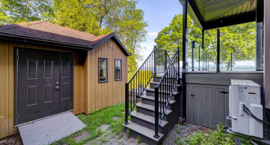Shed