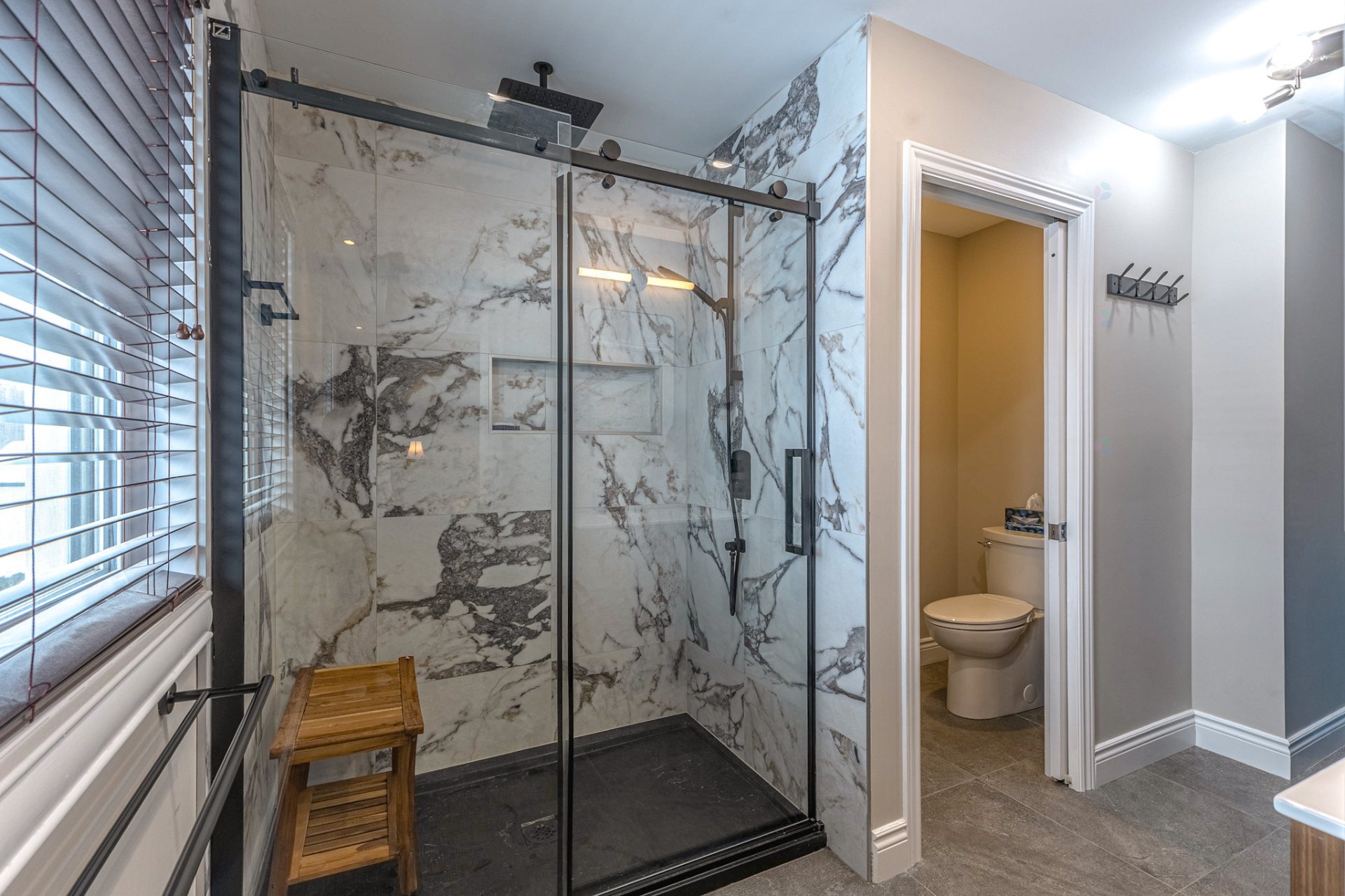 Salle de bains attenante à la CCP